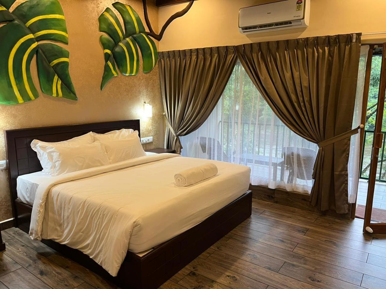 Falcon Riverview Resorts Kuttampuzha Exterior photo
